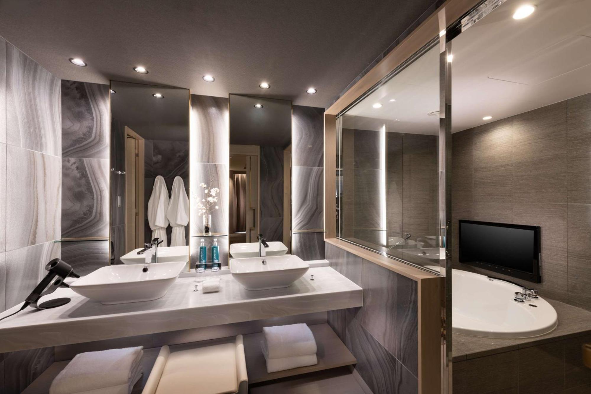 Doubletree By Hilton Kyoto Station Hotel Eksteriør billede